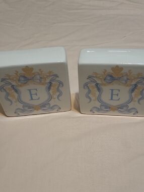 'E' Monogram  Ceramic Decor